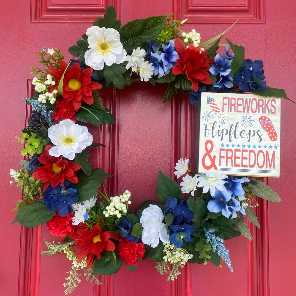 Handmade Americana USA Patriotic Festive Red, White, and Blue Holiday Wreath - Picture 4 of 5